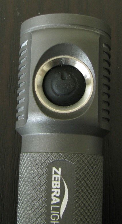 Zebralight SC5 (1xAA, XM-L2) Review: RUNTIMES, BEAMSHOTS, VIDEO